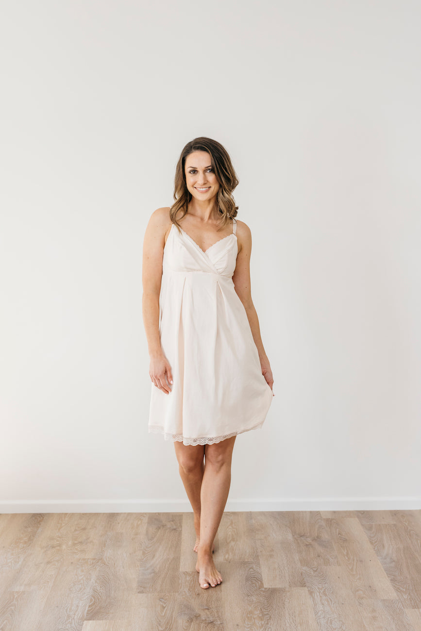 Adjustable strap nightie with built in bra